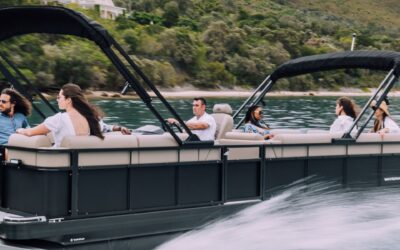 Top Benefits of Owning a Luxury Pontoon Boat