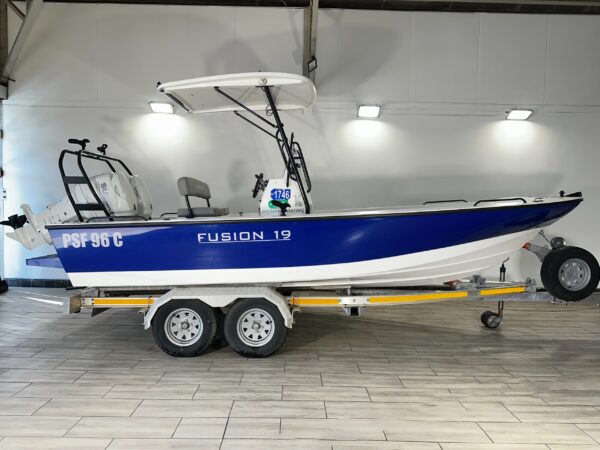 Fusion 19 2021 boat for sale at Waterworld