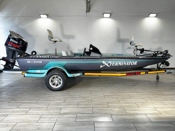 Exterminator Pro Series 2011 Bass Boat For Sale at Waterworld
